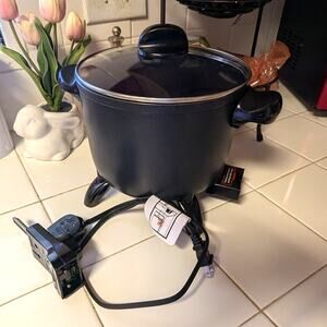 Presto Electric Multi-Cooker Kettle | Fry Steam Roast | PFAS-Free Black Nonstick